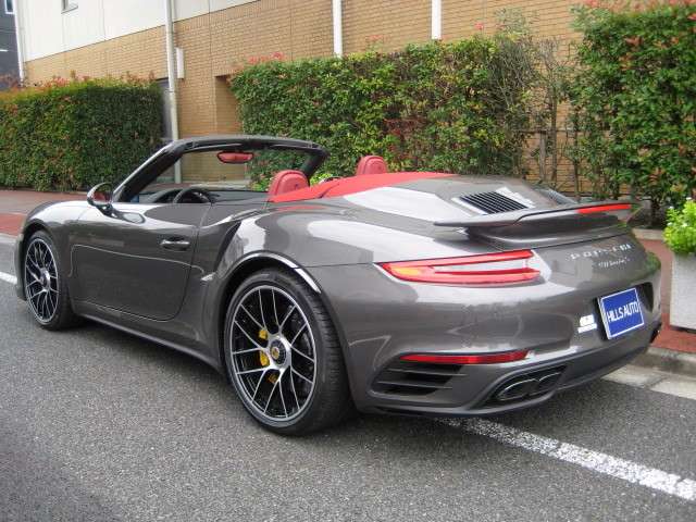 2016 Porsche 911 Turbo S Cabriolet 