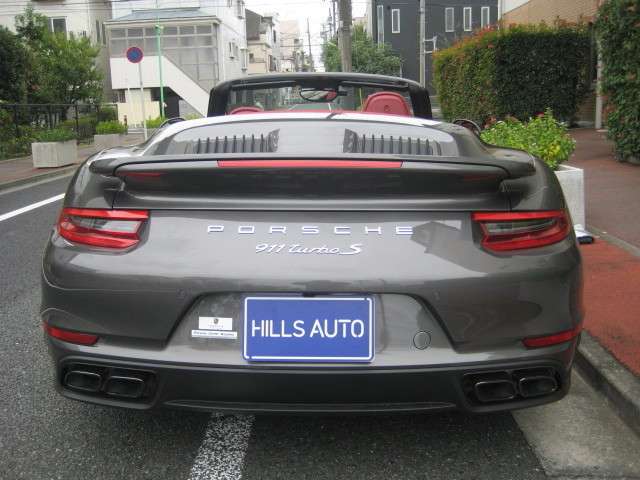 2016 Porsche 911 Turbo S Cabriolet 