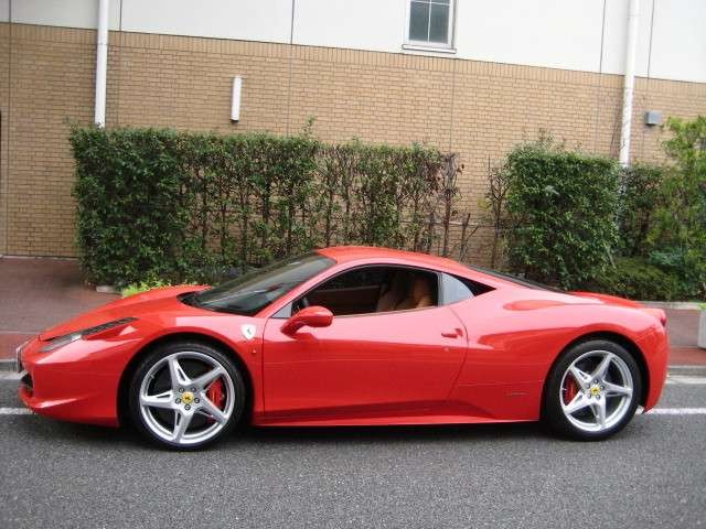 2010 Ferrari 458 Italia F1 DCT