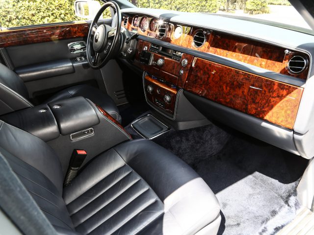 2007 Rolls-Royce PHANTOM EWB PARTITION