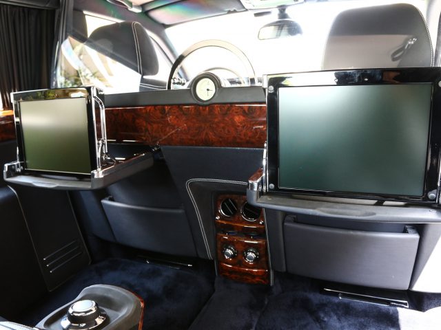 2007 Rolls-Royce PHANTOM EWB PARTITION