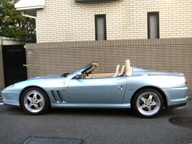 2001 Ferrari 550 Barchetta Pininfarina 