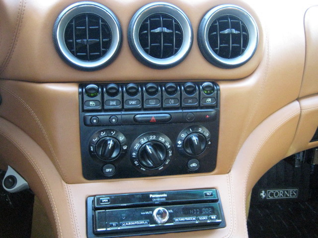 2015 Ferrari 575M maranero F1 daytona seat