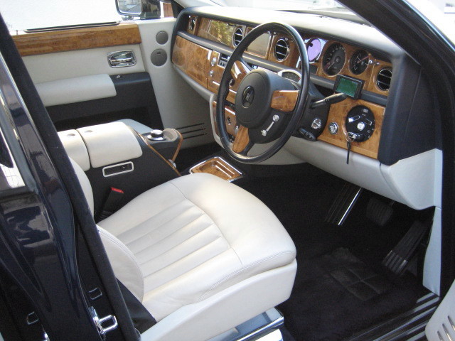 2007 Rolls-Royce PHANTOM EWB  PARTITION