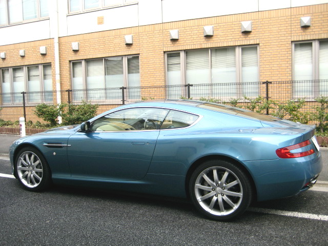 2005 Aston Martin DB9 