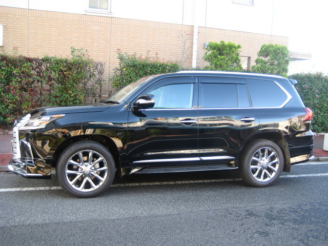 2015 Lexus LX570 MODELLISTA 