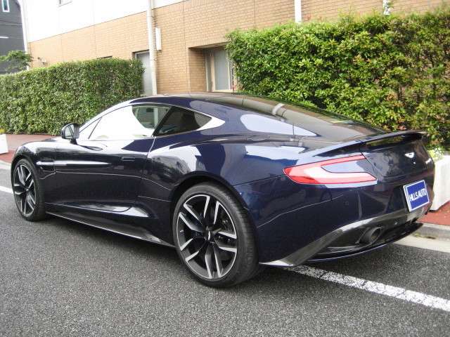 2015 Aston Martin Vanquish 