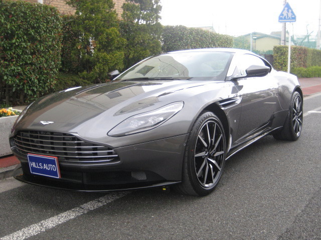 2017 Aston Martin DB11  LAUNCH EDITION 