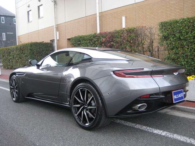 2017 Aston Martin DB11  LAUNCH EDITION