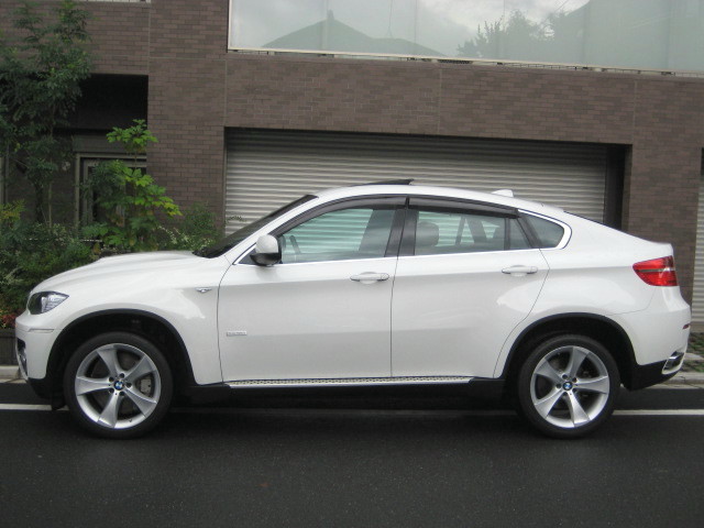 2011 BMW X6 ACTIVEHYBRID 4WD 