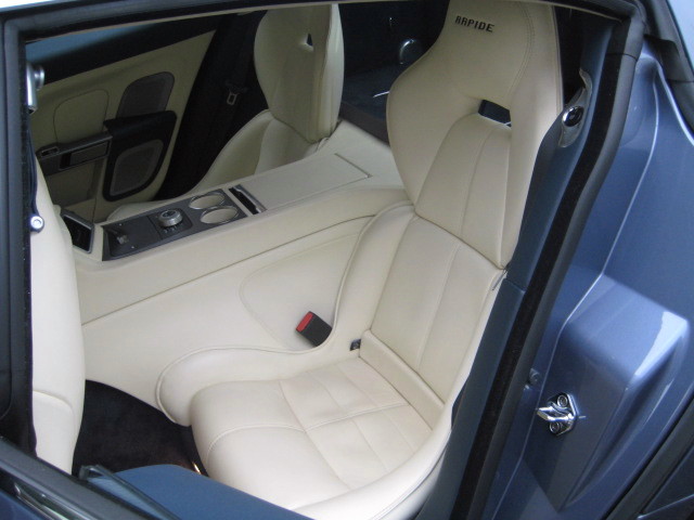 2012 Aston Martin Rapide  V12 Touchtronic 2