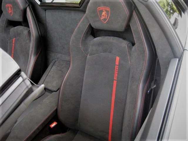 2015 Lamborghini Aventador Roadstar LP700-4  PIRELLI EDITION