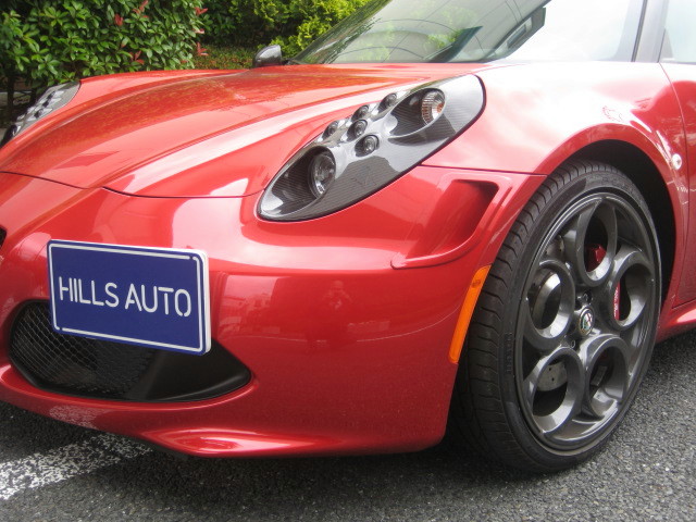 2015 Alfa Romeo  4C LAUNCH EDITION