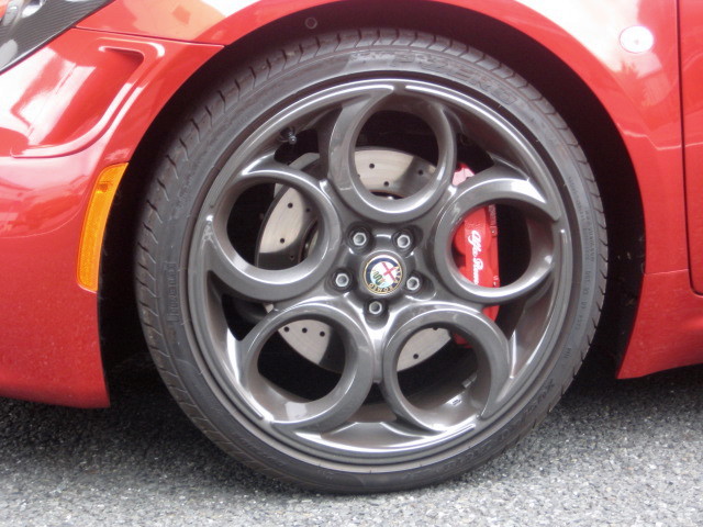 2015 Alfa Romeo  4C LAUNCH EDITION