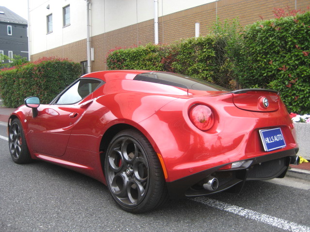 2015 Alfa Romeo  4C LAUNCH EDITION