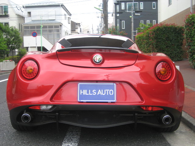 2015 Alfa Romeo  4C LAUNCH EDITION