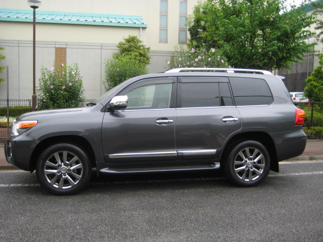 2015 TOYOTA LAND CRUISER ZX BRUNO CROSS 4WD