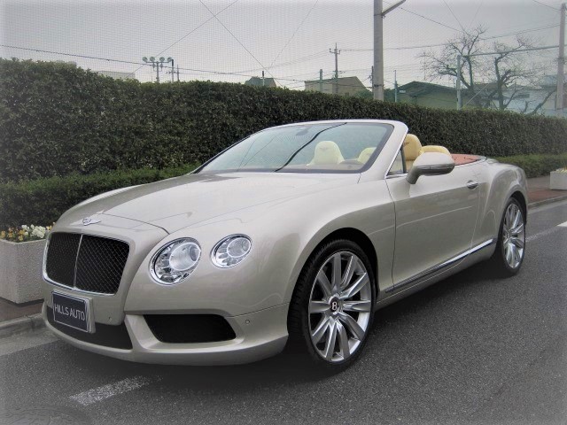 2013  Continental GT Convertible V8 4WD 2014MODEL 