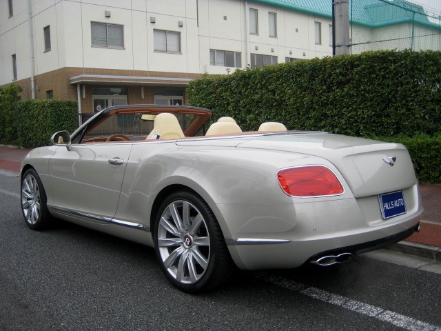 2013  Continental GT Convertible V8 4WD 2014MODEL