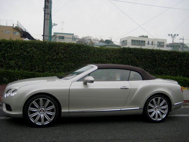 2013  Continental GT Convertible V8 4WD 2014MODEL