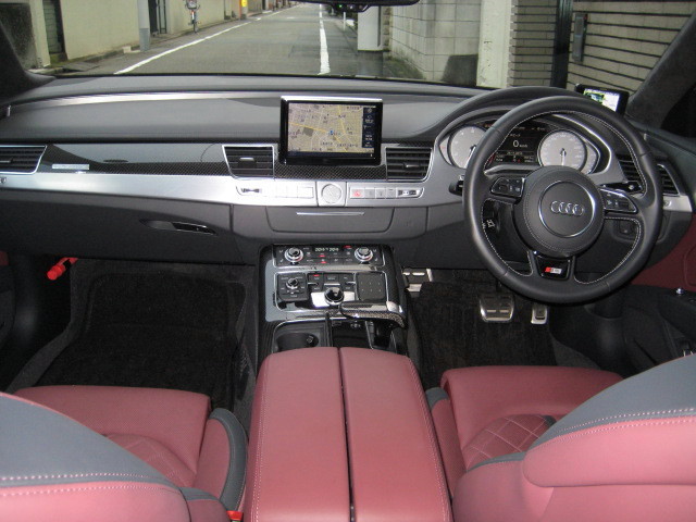 2013 Audi S8 4.0 4WD