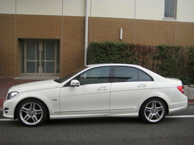 2011 Mercedes-Benz C200 B/F Avant garde  Sports package