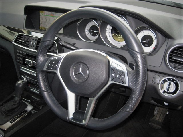 2011 Mercedes-Benz C200 B/F Avant garde  Sports package