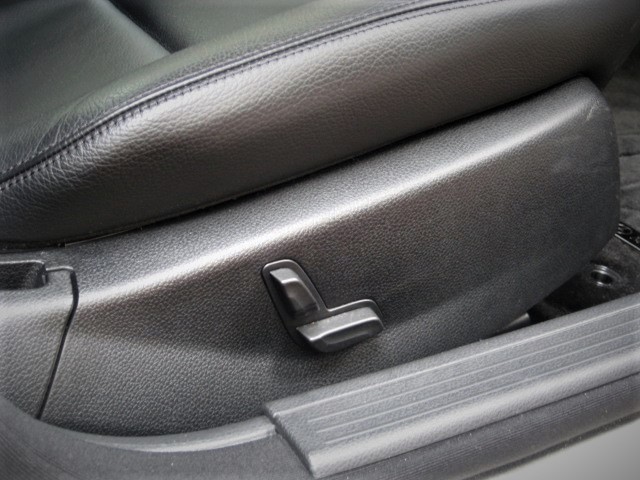 2011 Mercedes-Benz C200 B/F Avant garde  Sports package