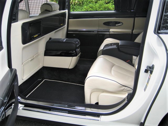 2009 Maybach Maybach 62S　 Partition