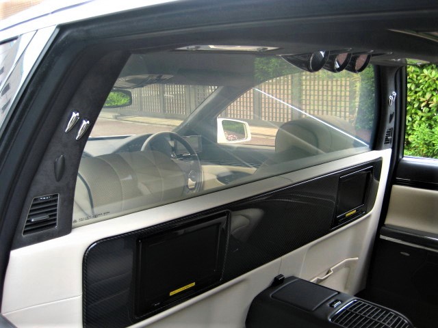 2009 Maybach Maybach 62S　 Partition