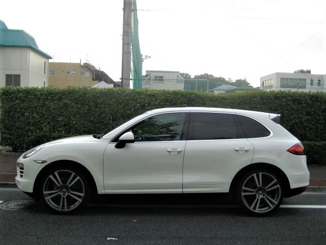 2010 Porsche Cayenne 3.6 Tiptronic S 4WD  2011Year model