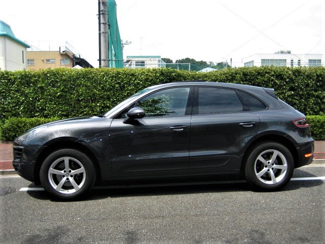 2016 Porsche Macan PDK 4WD