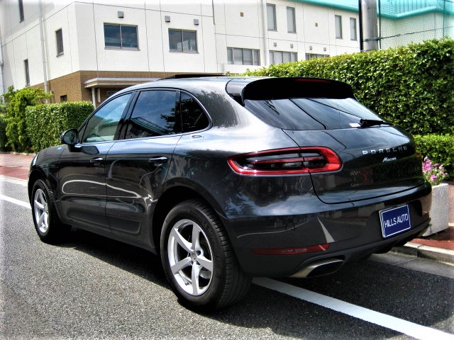 2016 Porsche Macan PDK 4WD