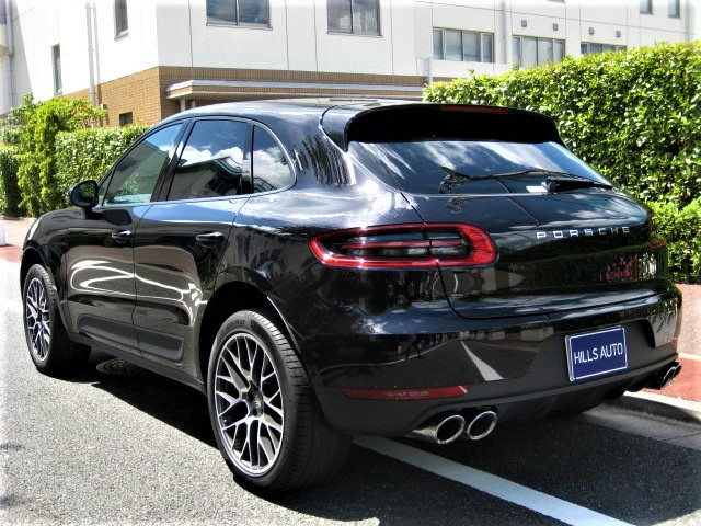 2016 Porsche Macan PDK 4WD