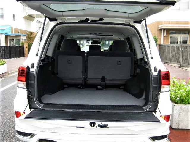 2016 TOYOTA LAND CRUISUR GX 4WD MODELLISUTA 