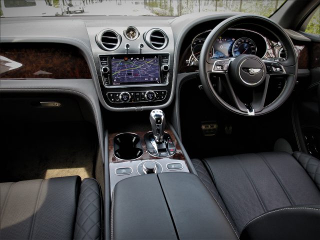 2017 Bentley BENTAYGA  6.0 4WD
