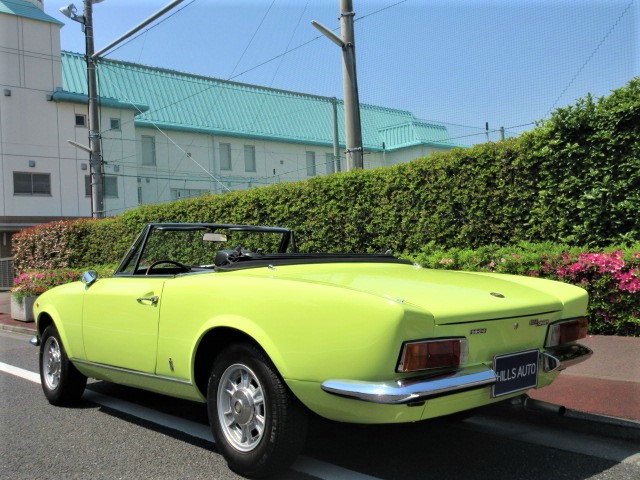 1974 Fiat  124 spiders