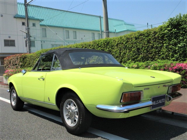 1974 Fiat  124 spiders