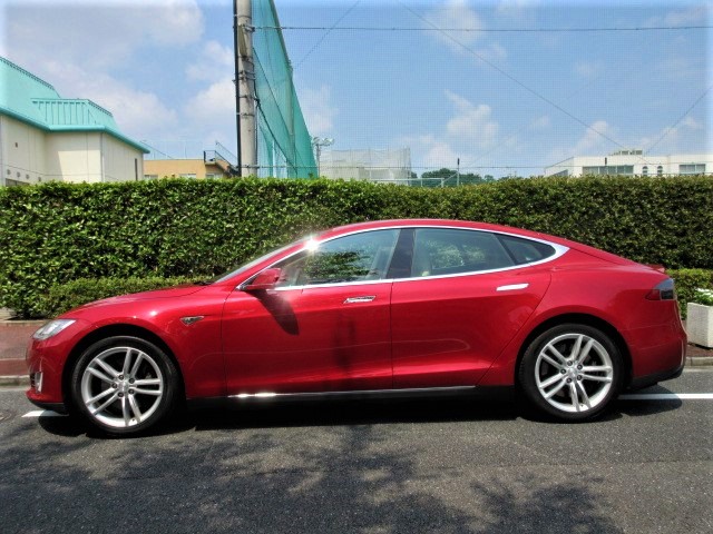 2015 Tesla Model S 85