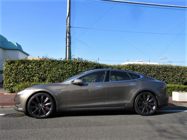 2016 Tesla   Model S P90D