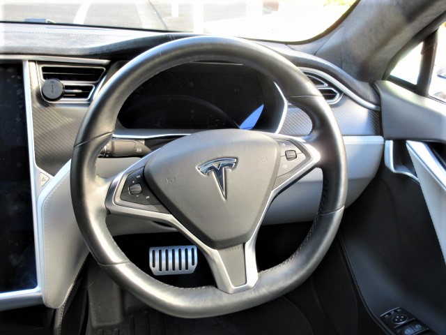 2016 Tesla   Model S P90D