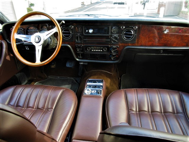 1977 Rolls-Royce Camargue 