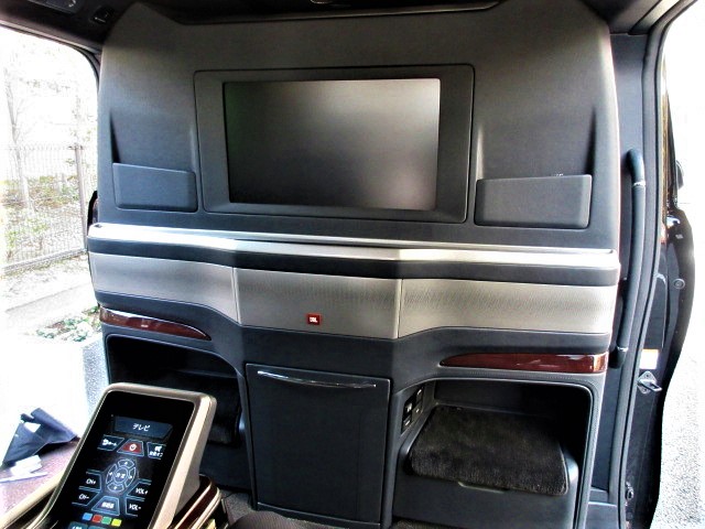 2019  Toyota Alphard  3.5 Royal Lounge 