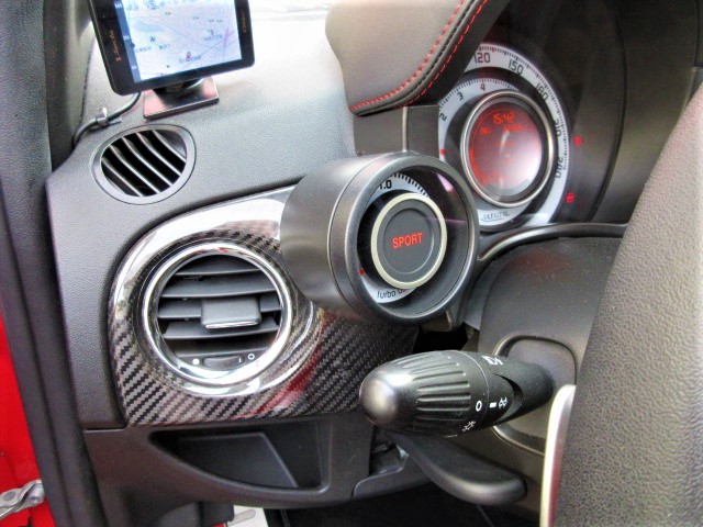 2012 ABARTH 695 Triboot Ferrari 1.4 World limited model