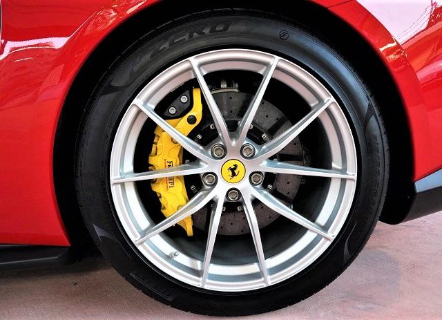 2017 Ferrari 812 Superfast F1 DCT
