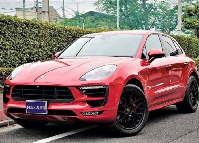 2016 Porsche Macan GTS PDK 4WD 2017 model