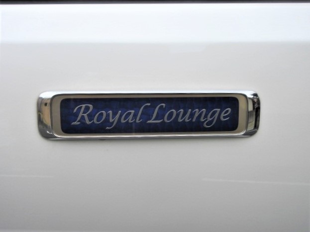 2017 Toyota Alphard 3.5 Royal Lounge Partition REARENTERTAINMENT