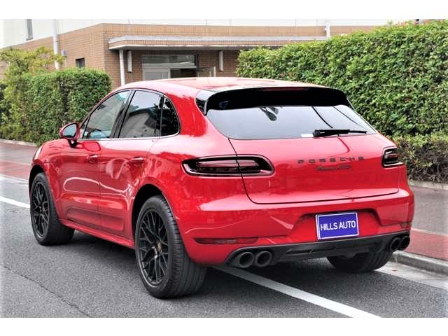 2016 Porsche Macan GTS PDK 4WD 2017 model