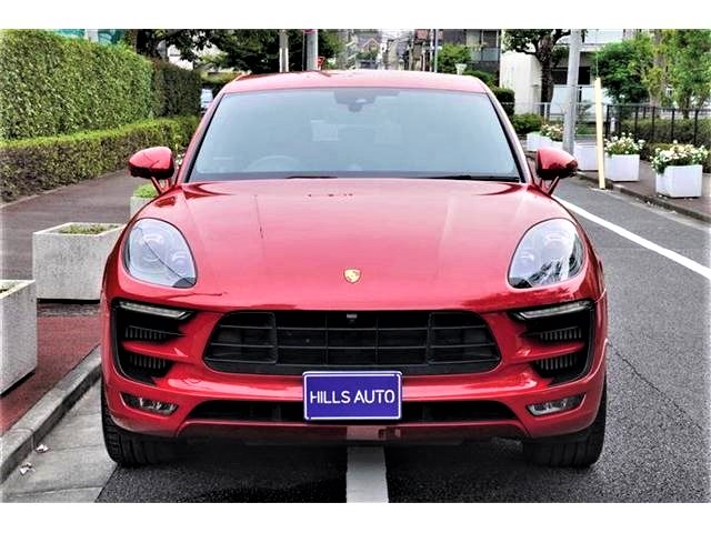 2016 Porsche Macan GTS PDK 4WD 2017 model