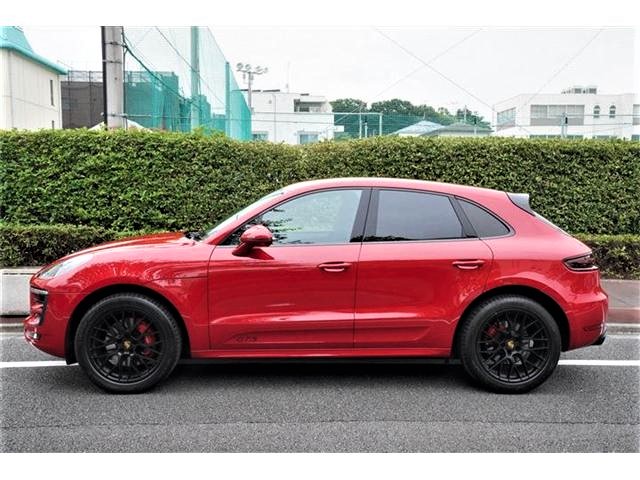 2016 Porsche Macan GTS PDK 4WD 2017 model